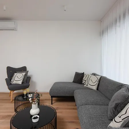 Apartman Luxury With Private Pool In Zadar