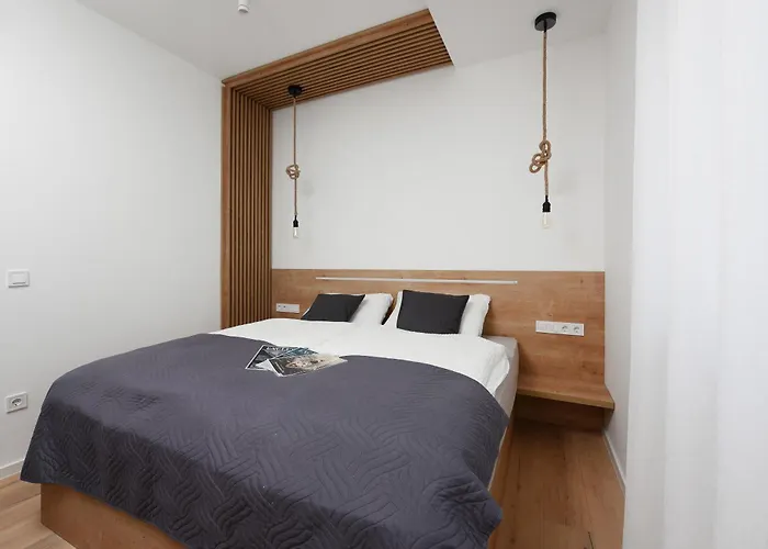 Luxury With Private Pool In Apartment *