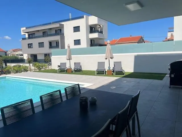 Luxury With Private Pool In Zadar