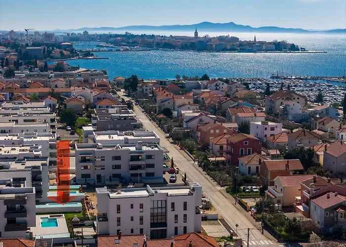 Apartment Luxury With Private Pool In *